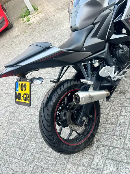 Yamaha YZF-R3 - foto 4