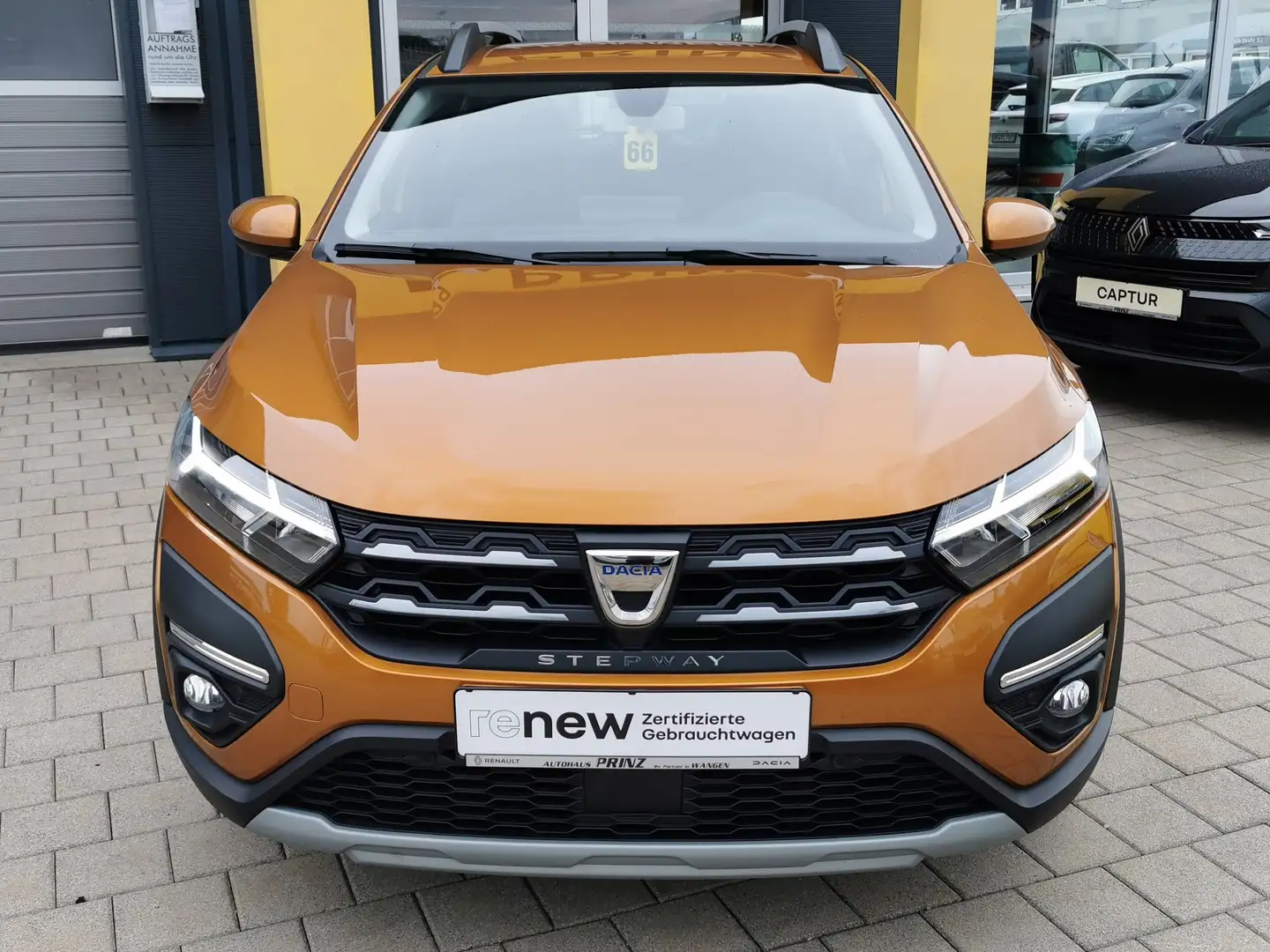 Dacia Sandero Stepway III TCe 90 Comfort [Klima*Kamera*8-fach] Orange - 2