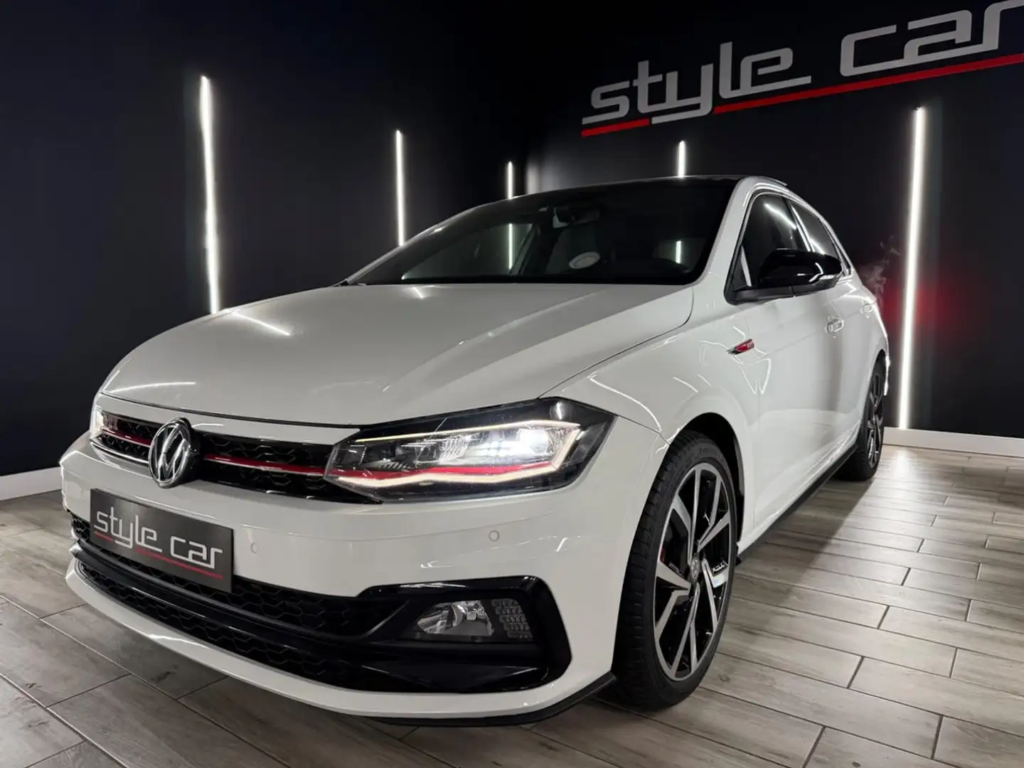 Volkswagen Polo 2.0 TSI GTI DSG Blanco - 1