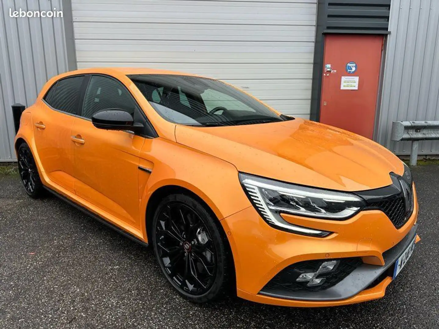 Renault Megane iv (2) 1.8 t 300 rs Trophy Pas de Malus Or - 1
