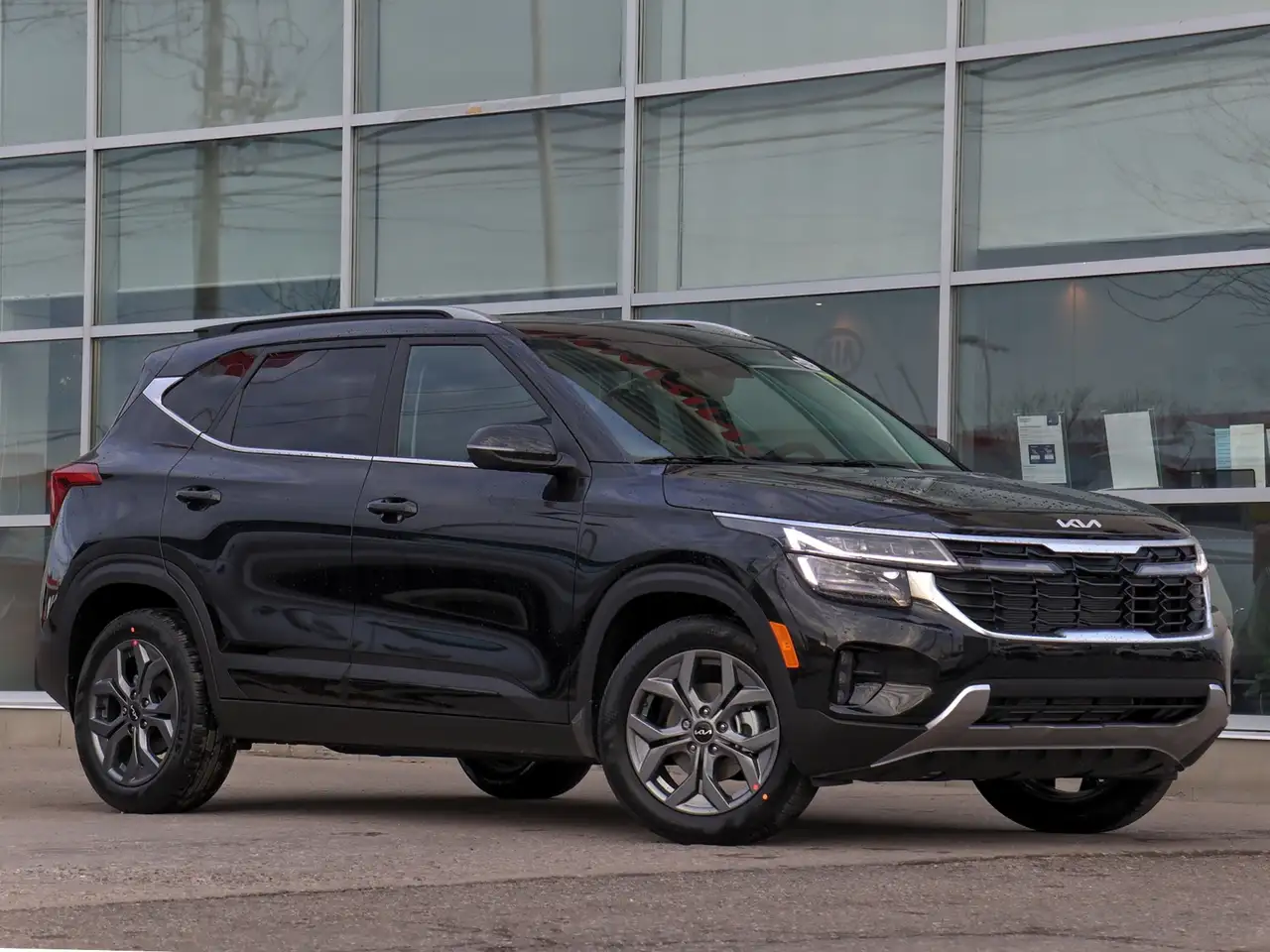 Kia Seltos снимка Kia Seltos