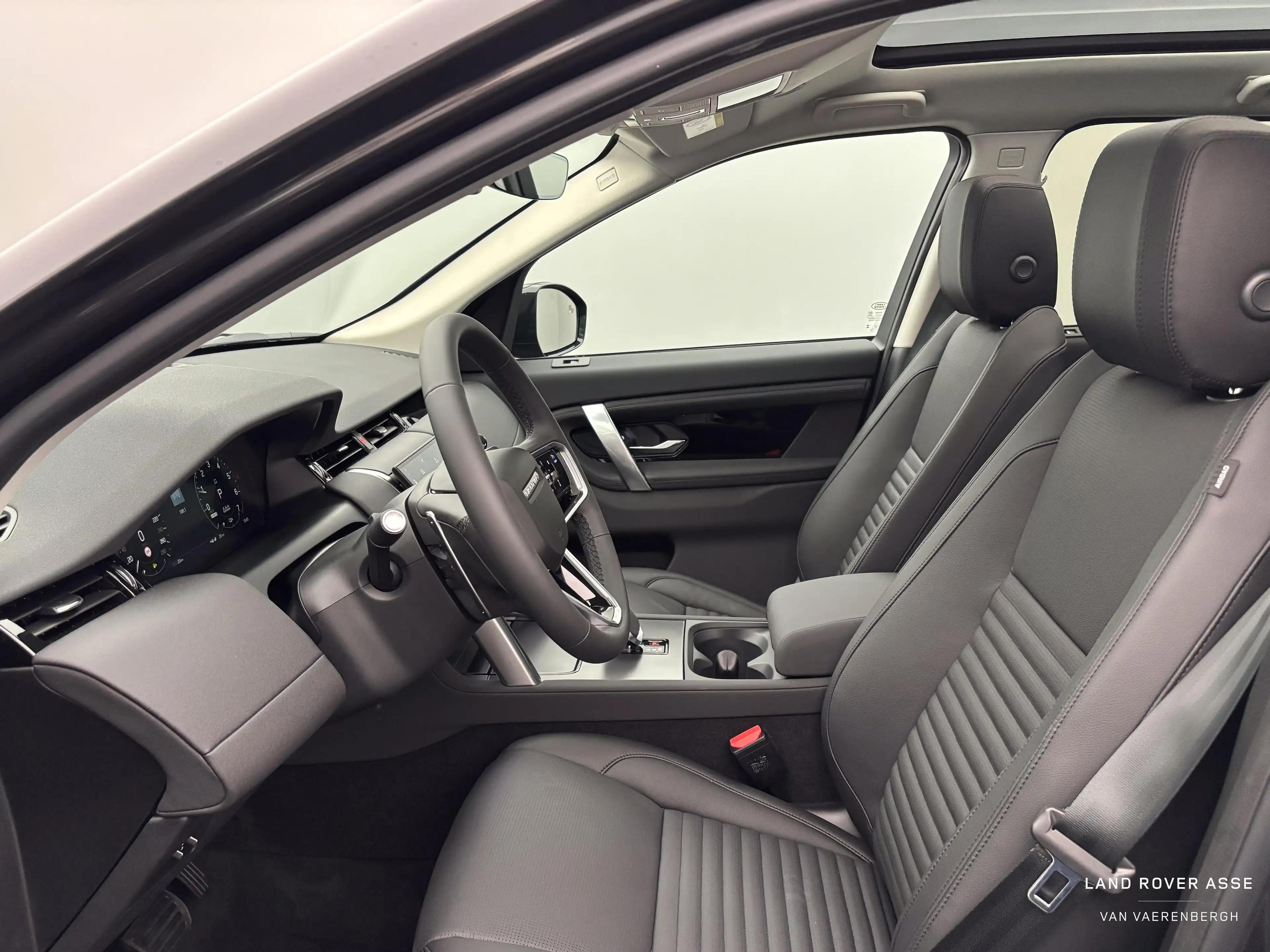 Land Rover Discovery Sport P270e S AWD Auto. 25.5MY — photo 10