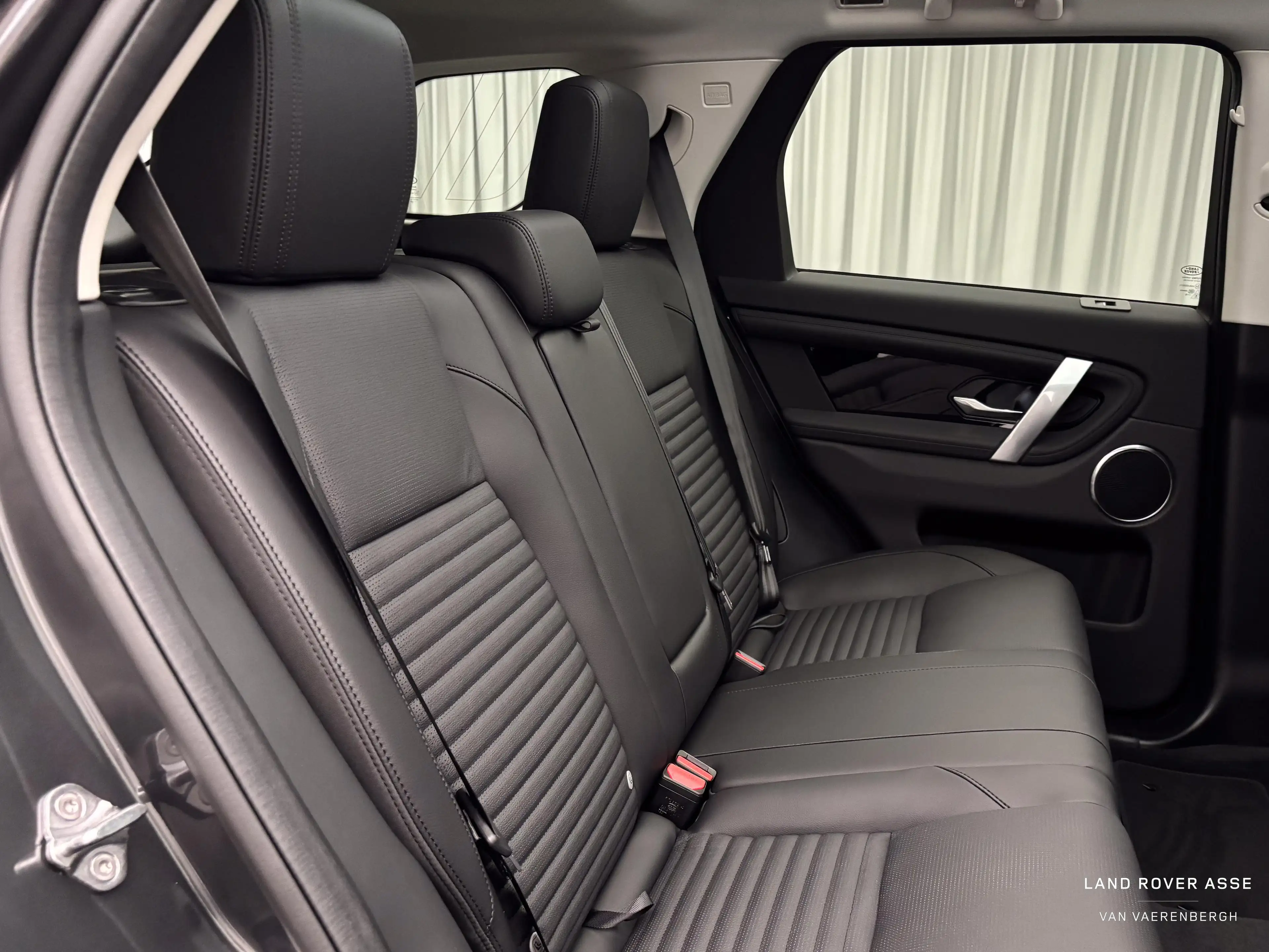 Land Rover Discovery Sport P270e S AWD Auto. 25.5MY — photo 5