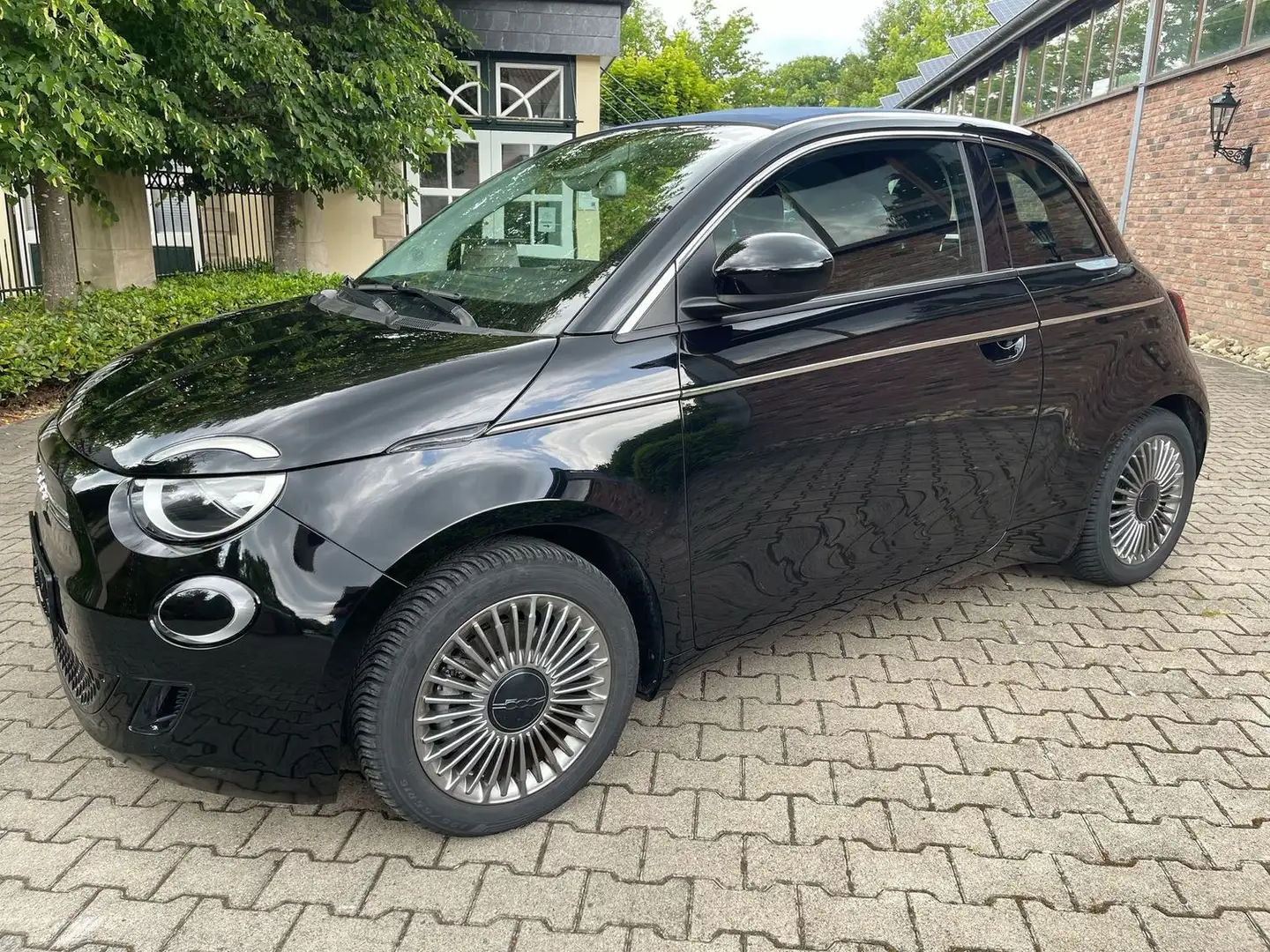 Fiat 500C BAD Multi Freispr. Apple Android Carbio Schwarz - 2