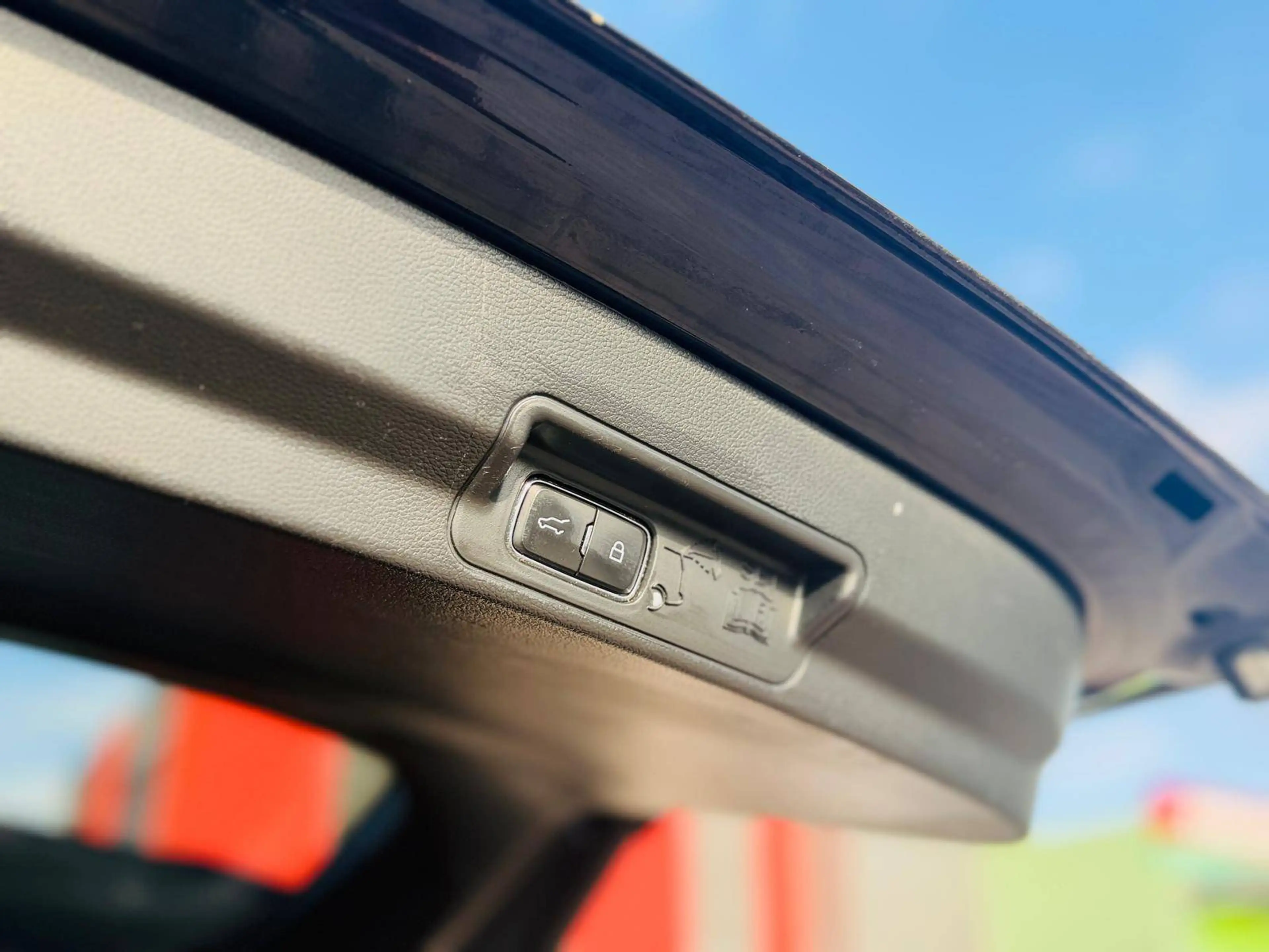 Ford Explorer ST-Line Plug-in-Hybrid 4x4 Garantie Finanzierung möglich — photo 24
