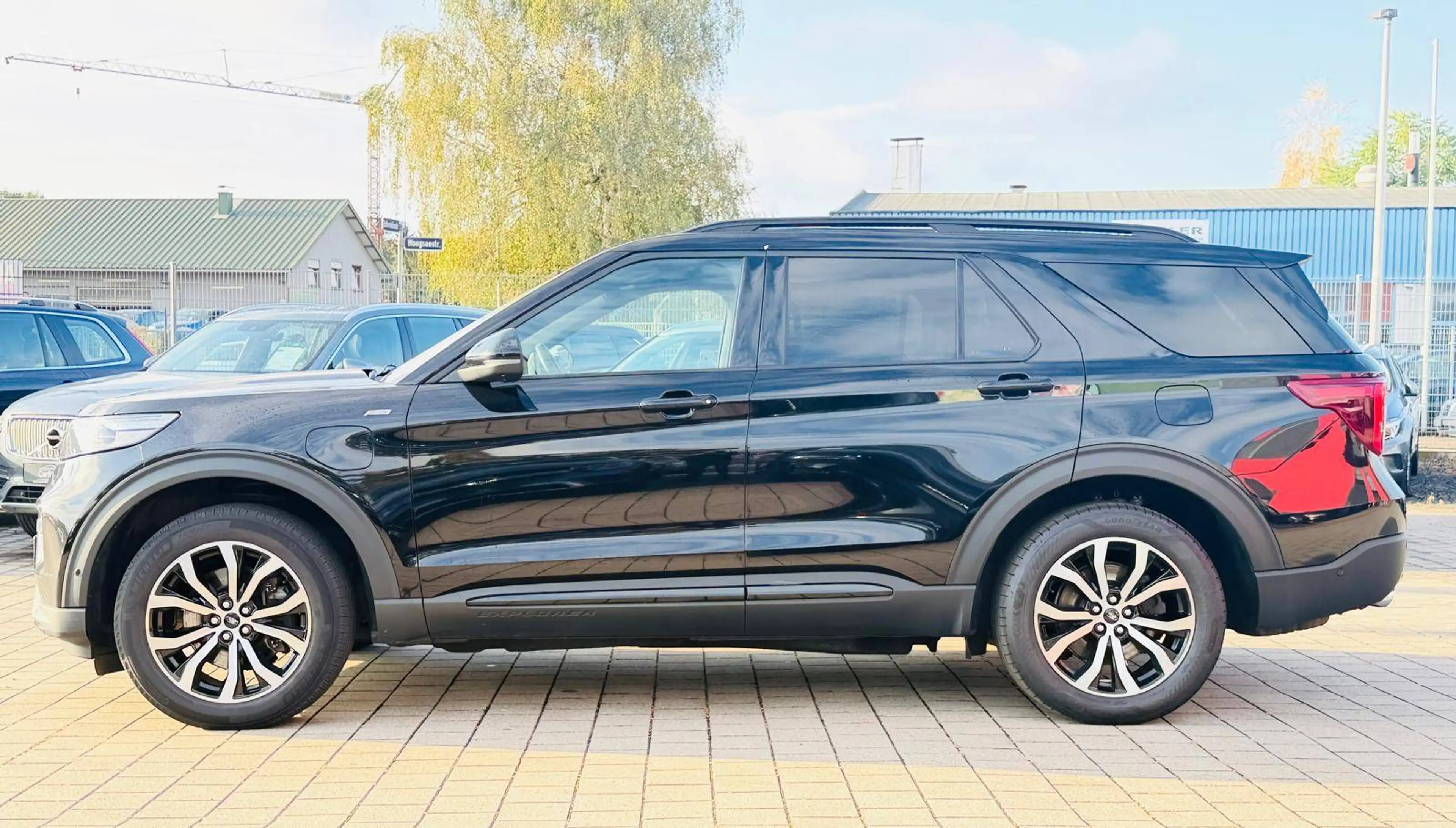 Ford Explorer ST-Line Plug-in-Hybrid 4x4 Garantie Finanzierung möglich — photo 22