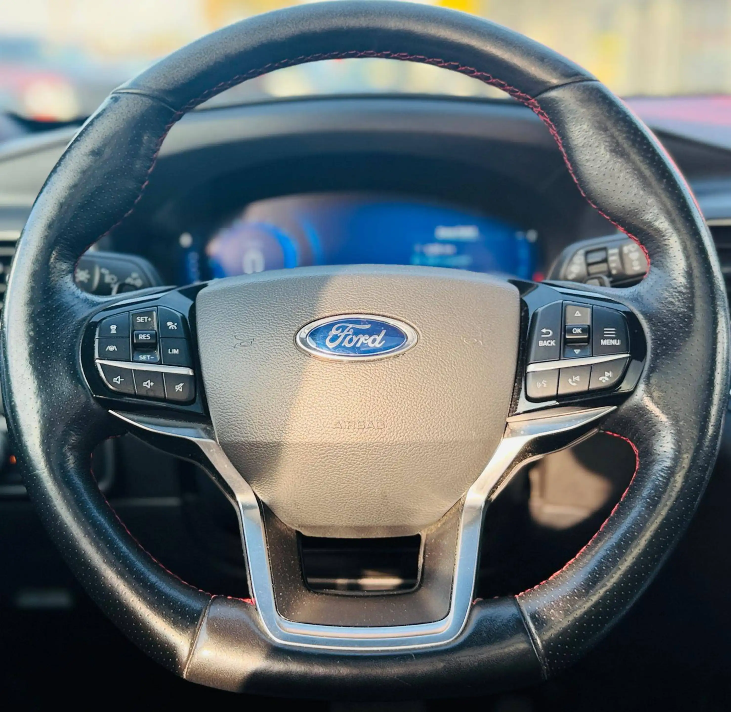 Ford Explorer ST-Line Plug-in-Hybrid 4x4 Garantie Finanzierung möglich — photo 11