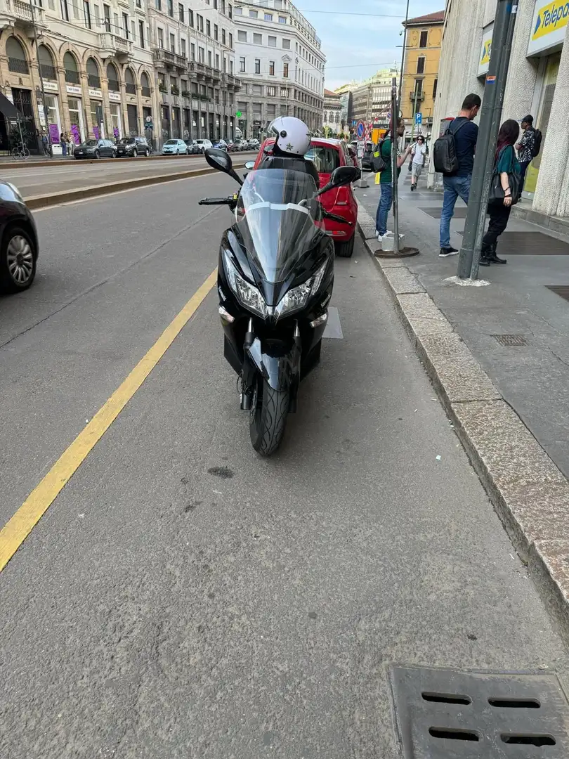 Kawasaki J300 2016 - 2