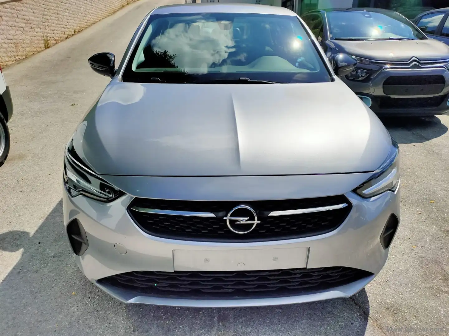 Opel Corsa 1.2 Elegance Grey - 2