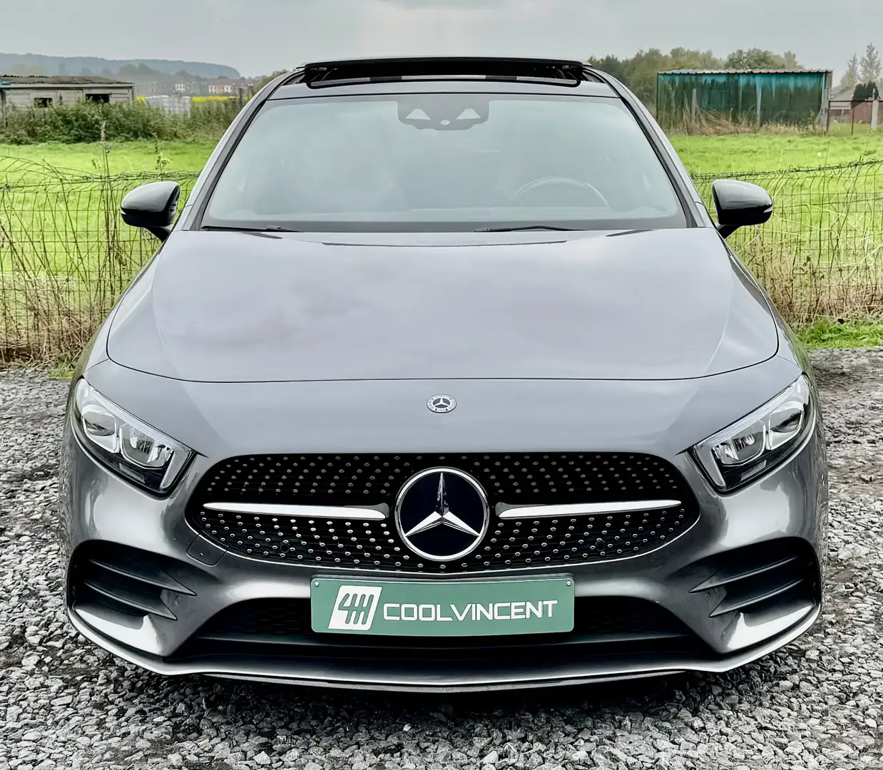 Mercedes-Benz A 180 D AMG Line TO PANO - Full Grijs - 2