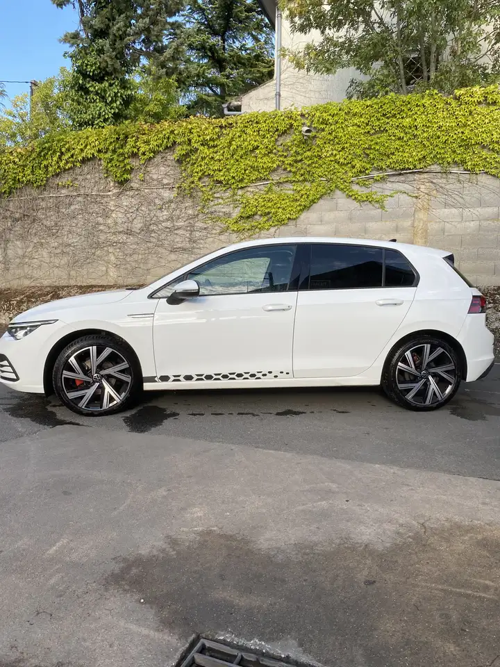 Volkswagen Golf Standard Model — photo 2