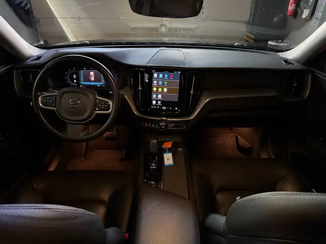 Volvo XC60 view 24
