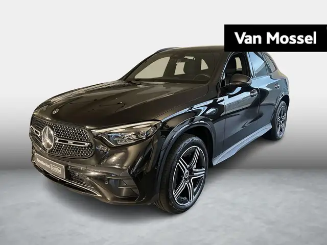 Mercedes-Benz GLC 300 e 4M AMG Line + NAPPA + PANO + DIGITAL LIGHT + TRE