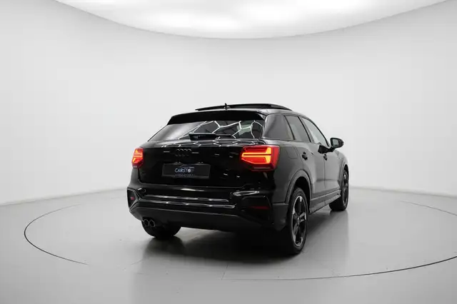 Audi Q2 view 23