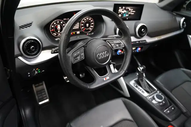 Audi Q2 view 27