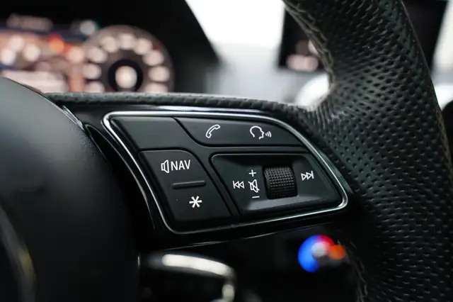 Audi Q2 view 19