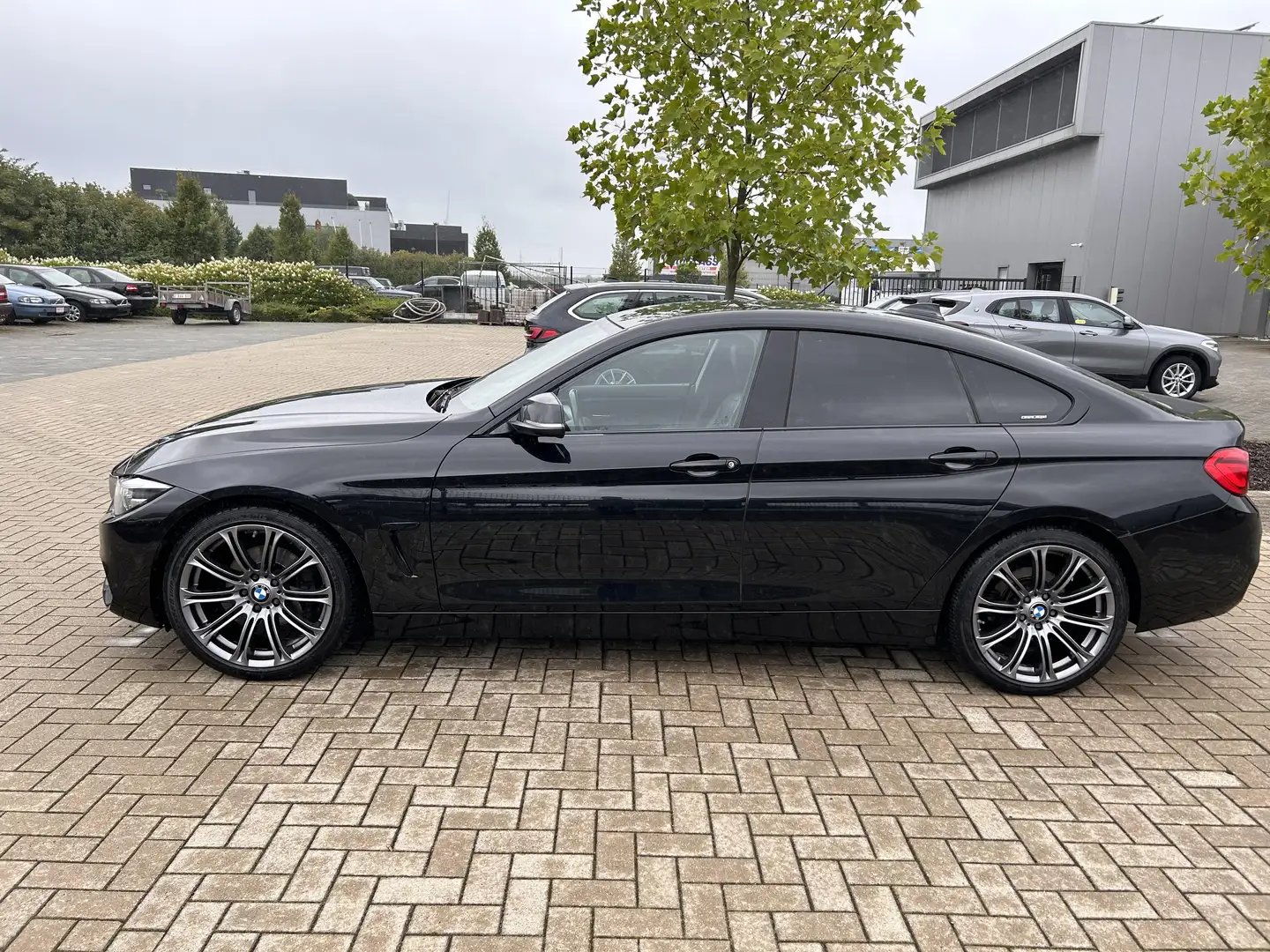 BMW 420 420d Gran Coupe Aut. Advantage Zwart - 1