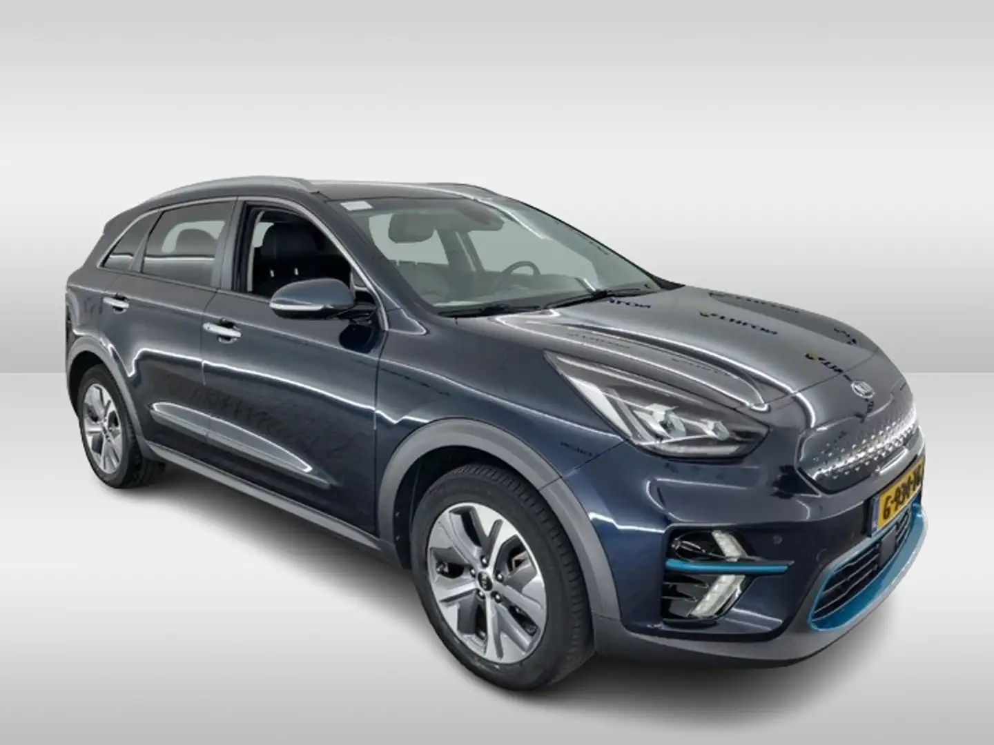 Kia e-Niro ExecutiveLine 64 kWh (204 PK) 1e-Eig. & Dealer-Ond Blauw - 2