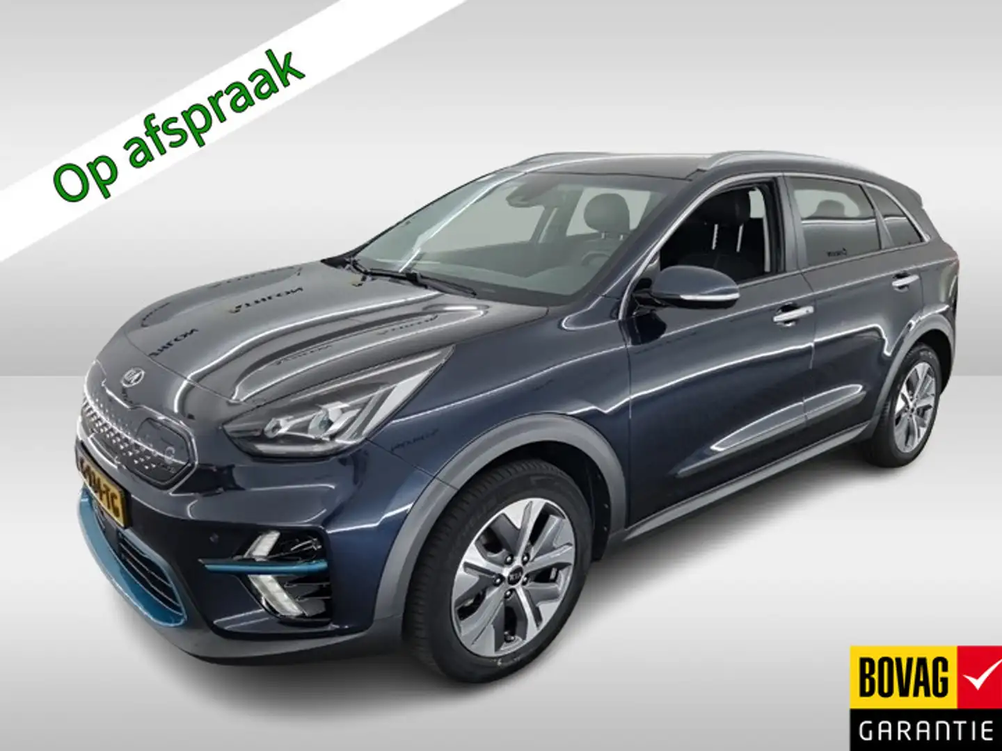 Kia e-Niro ExecutiveLine 64 kWh (204 PK) 1e-Eig. & Dealer-Ond Blauw - 1