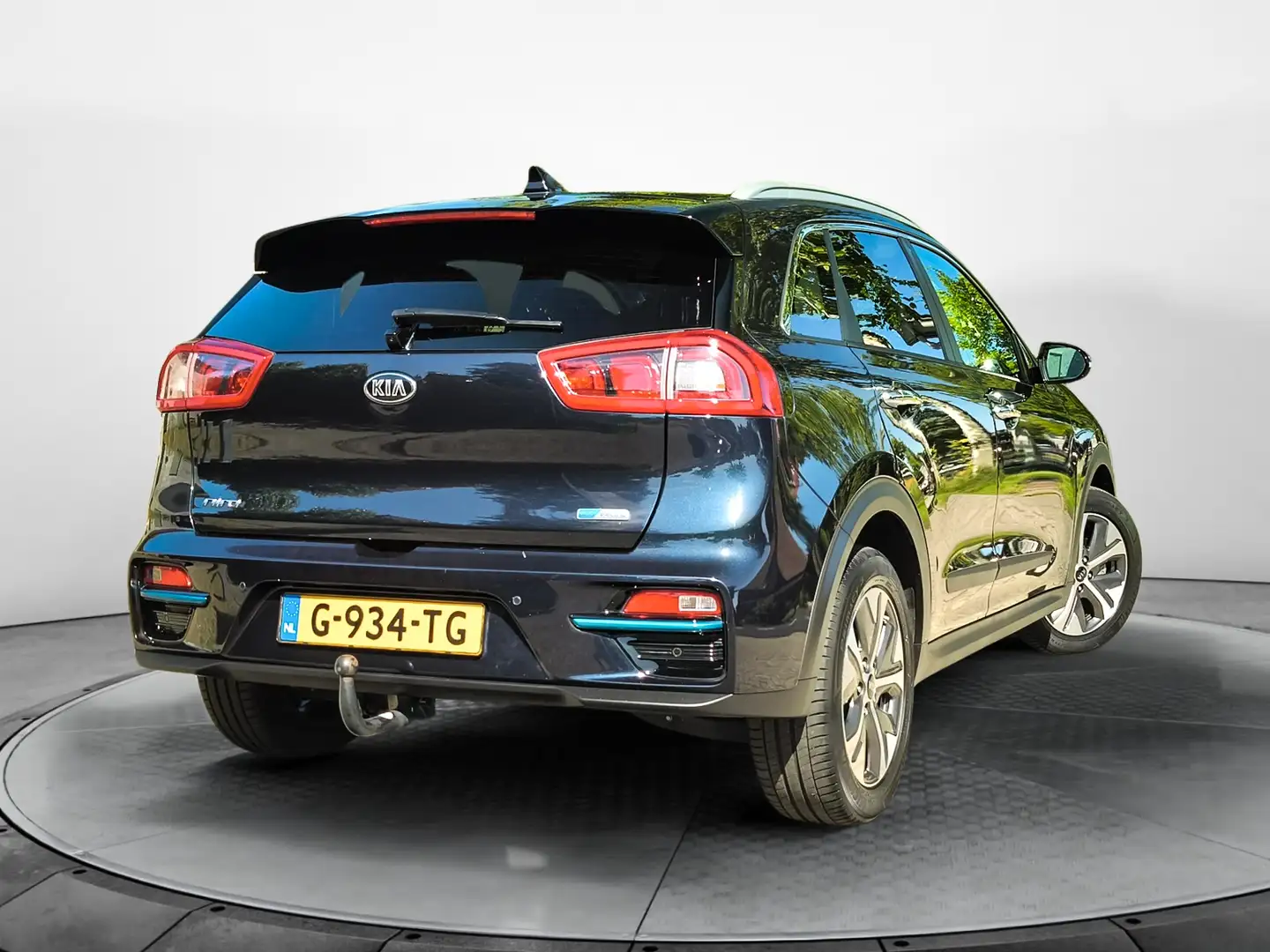 Kia e-Niro ExecutiveLine 64 kWh (204 PK) 1e-Eig. & Dealer-Ond Blu/Azzurro - 2