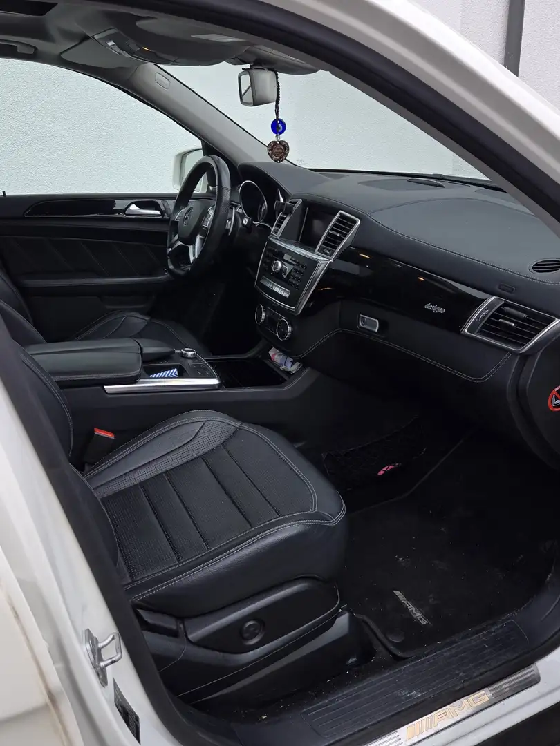 Mercedes-Benz ML 63 AMG ML 63 AMG 4Matic AMG SPEEDSHIFT 7G-TRONIC Weiß - 2