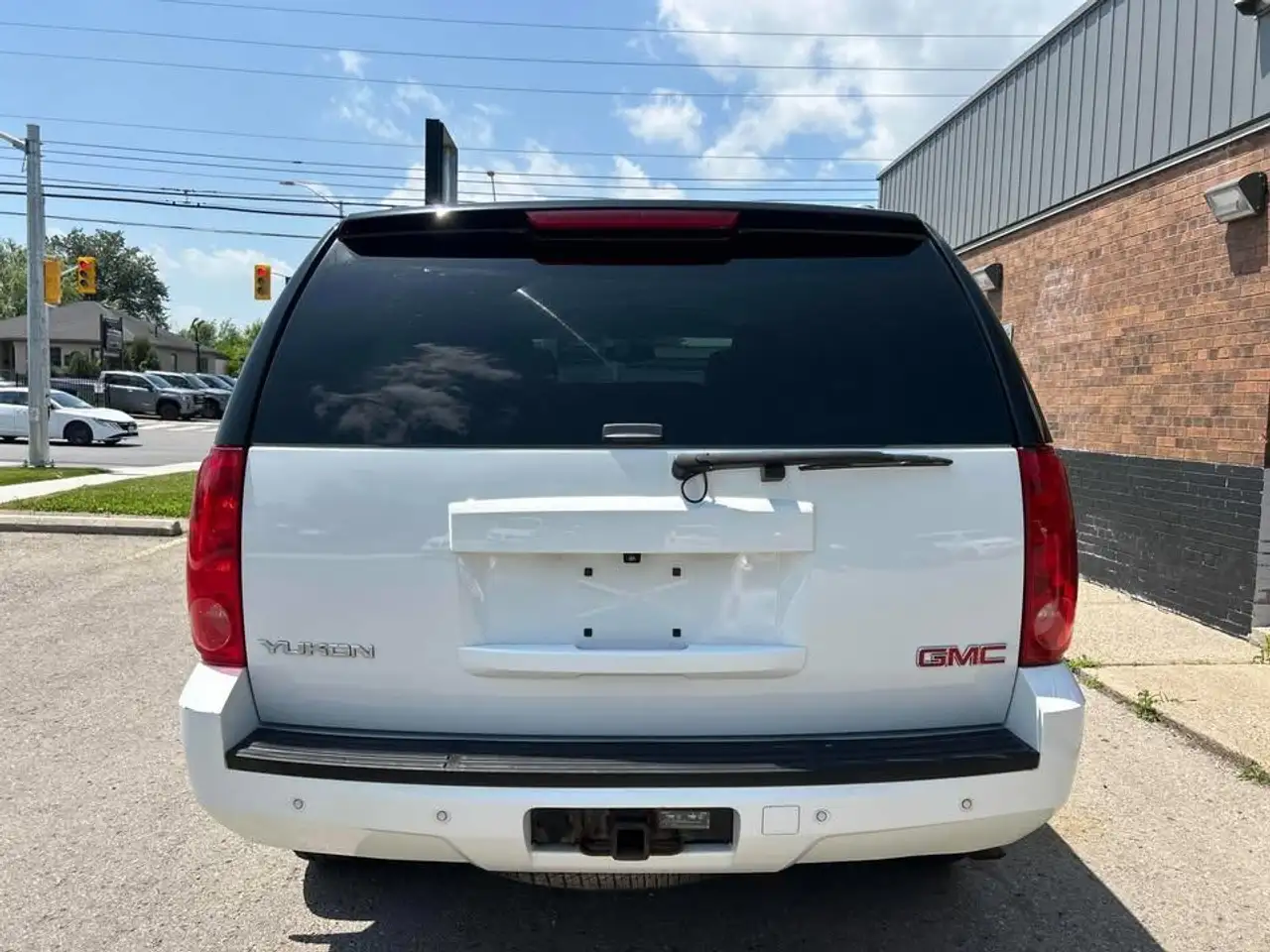 GMC Yukon снимка GMC Yukon