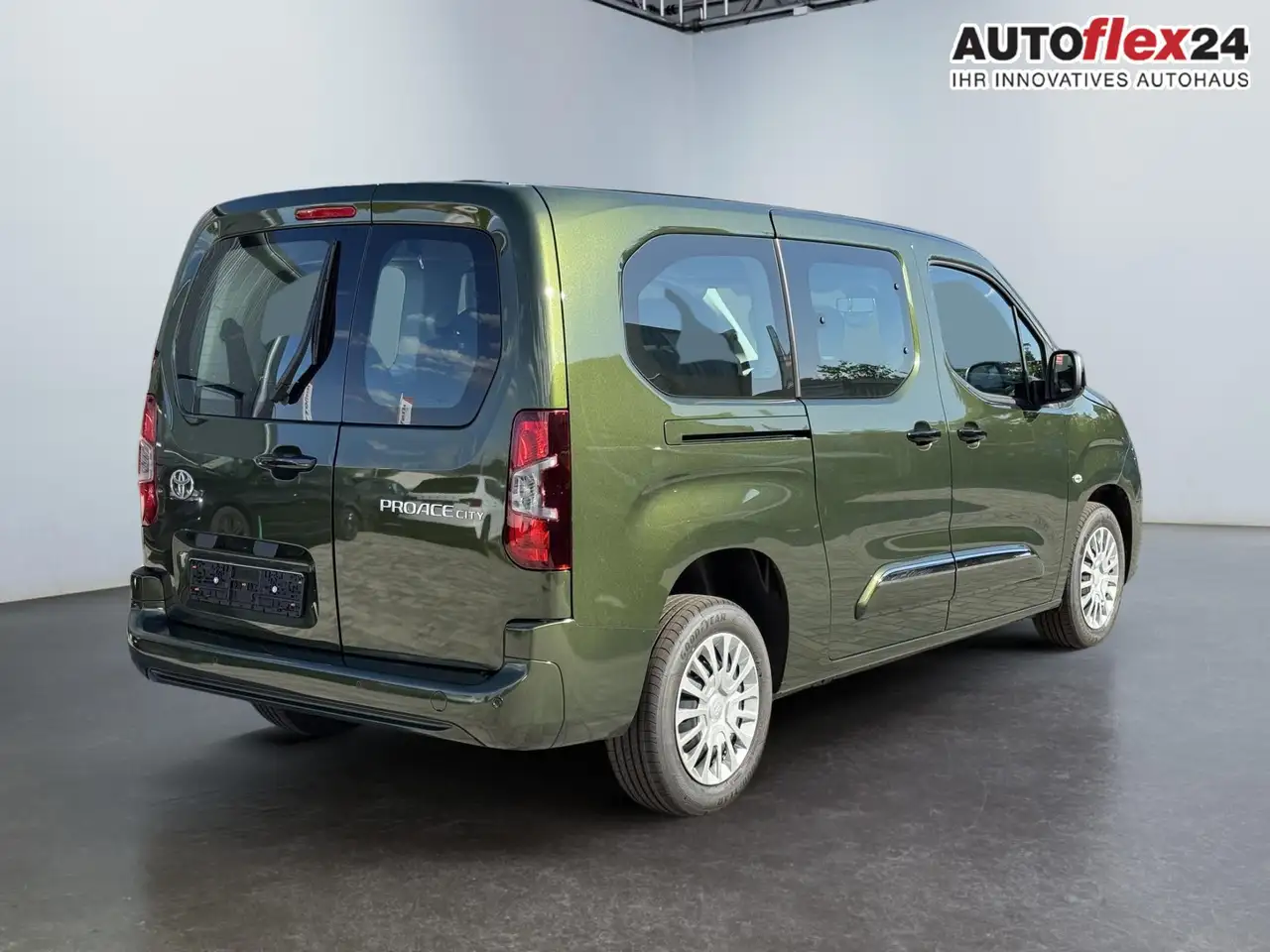 Toyota Proace Verso 1,2 L2 Business 7 Sitzer Klima Einparkhil..., миниатюра 5