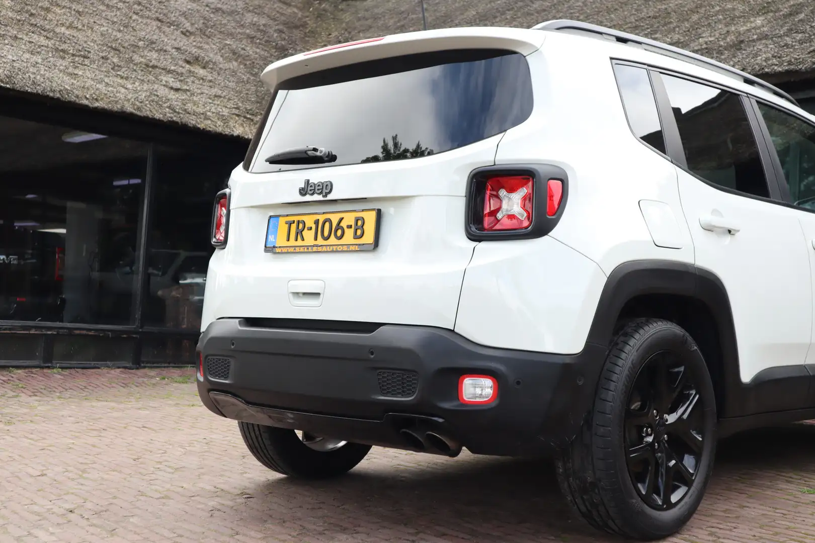 Jeep Renegade 1.4 Night Eagle II Limited | Automaat | Adaptieve Weiß - 2