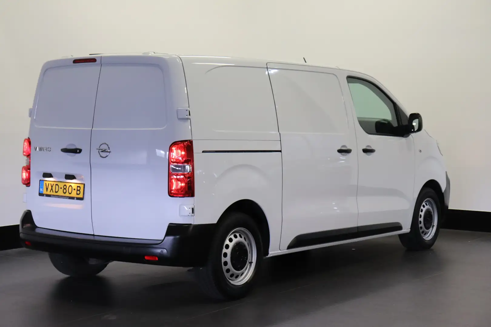 Opel Vivaro 1.5 CDTI L2 EURO 6 - Airco - Cruise - PDC- €16.900 Blanc - 2