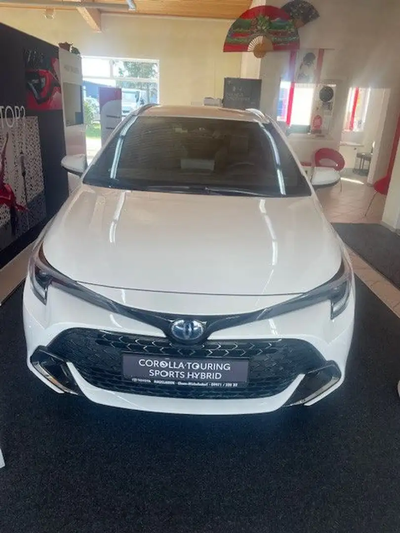 Toyota Corolla Touring Sports 1,8 Hybrid Team D Blanc - 2