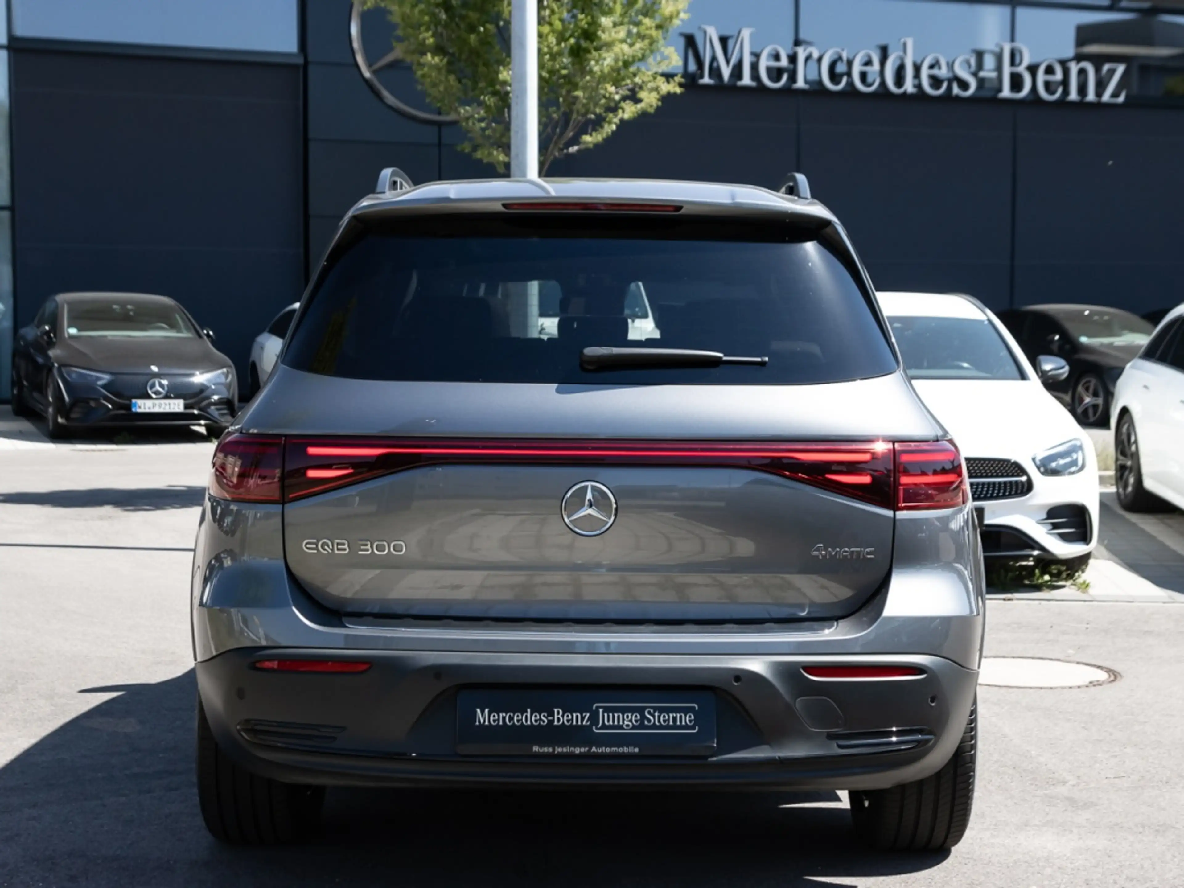 Mercedes-Benz EQB 300 4M Electric Art *360*Burm*TotW*KeyG*LHzg — photo 6