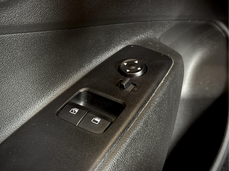 Hyundai i10 1.0 Comfort | cruise | metallic | navi | carplay f — photo 15