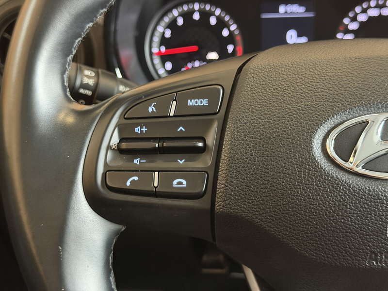 Hyundai i10 1.0 Comfort | cruise | metallic | navi | carplay f — photo 13