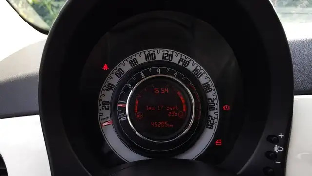 Fiat 500 view 12