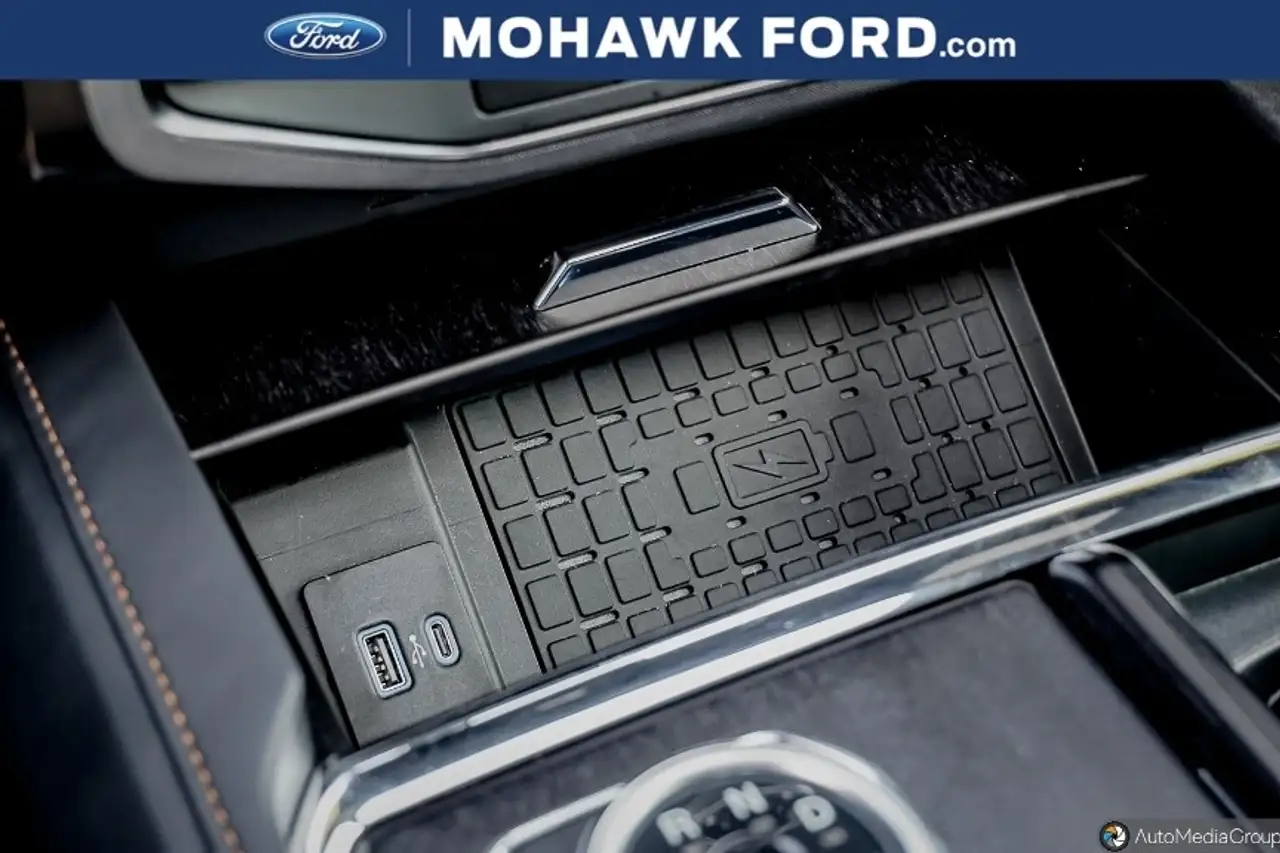 Ford Expedition photo Ford Expedition