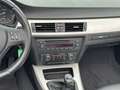 BMW 320 i Cabrio Leder Xenon PDC Sitzheiz Sportsitz Weiß - thumbnail 24