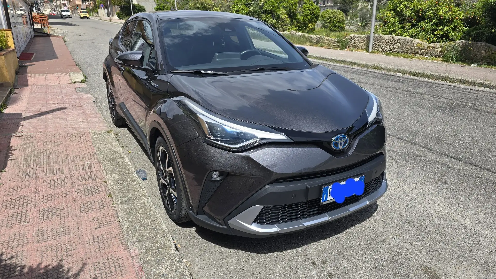 Toyota C-HR 2.0h Dynamic E-CVT Force Comfort - 1