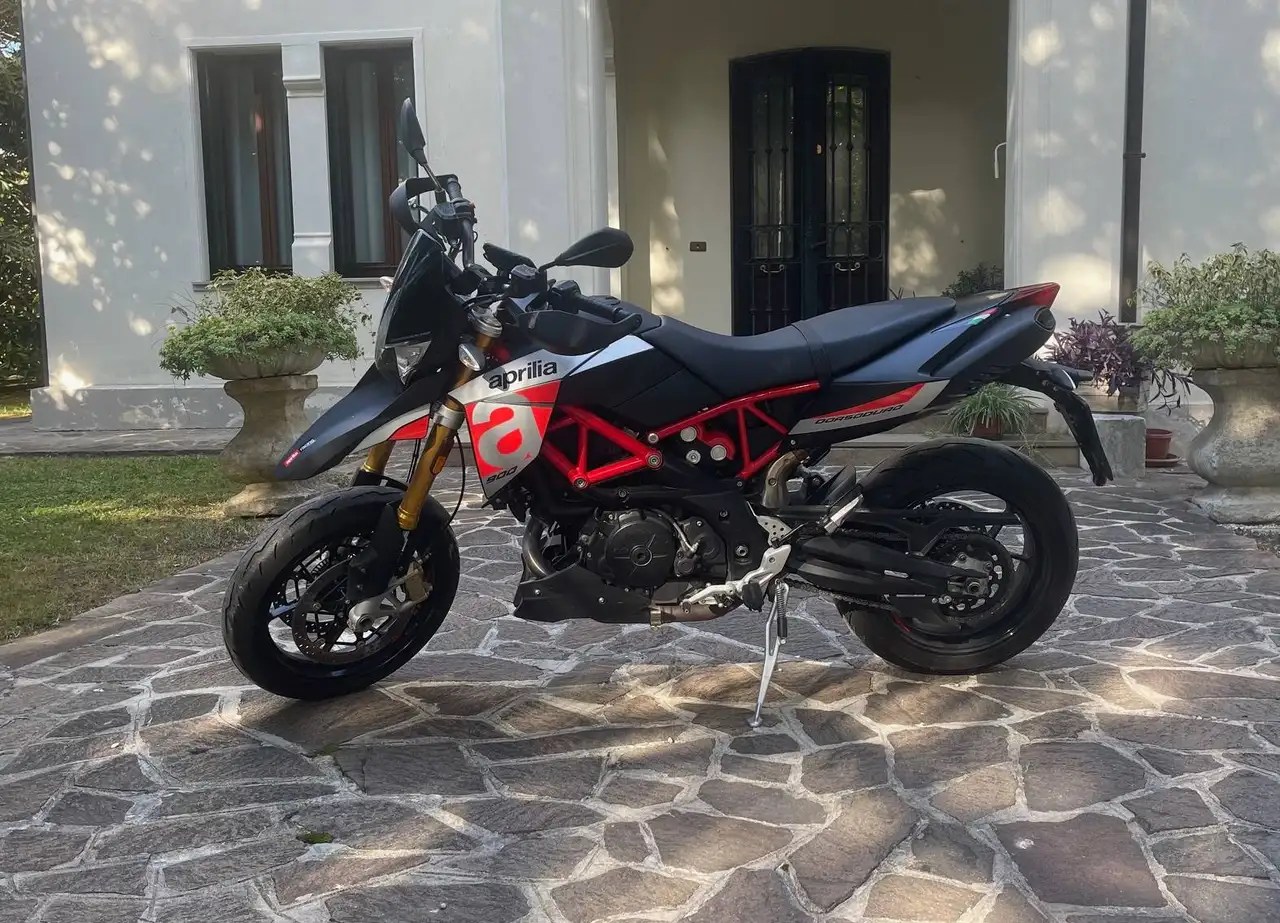 Aprilia Dorsoduro