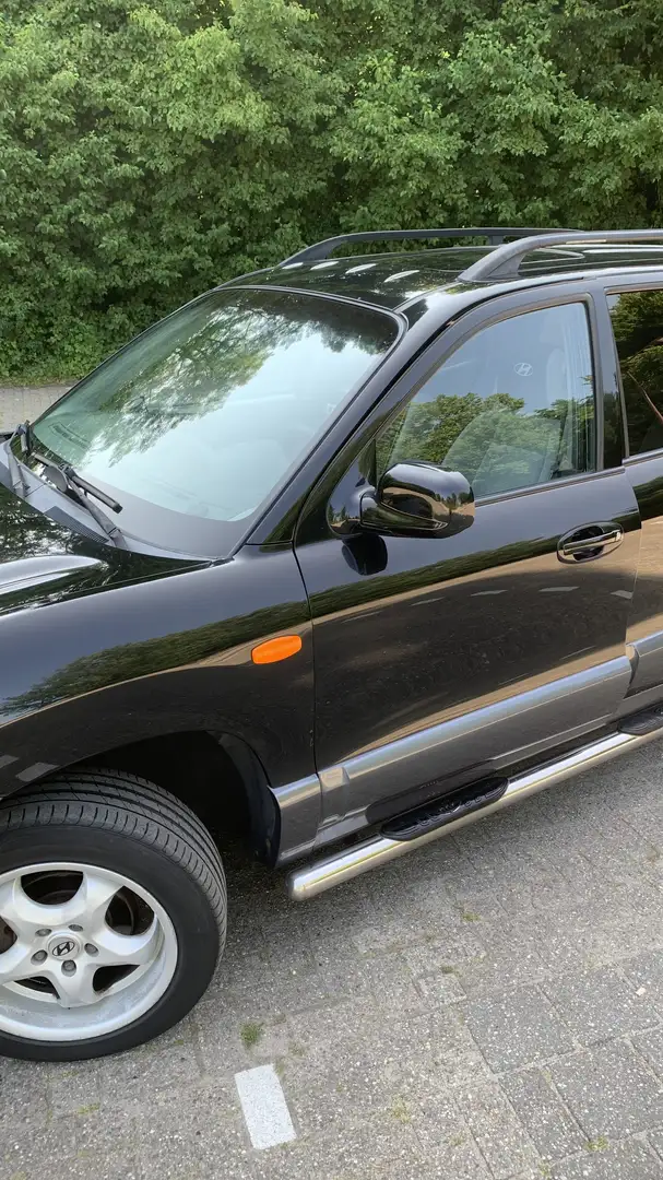 Hyundai SANTA FE 2.0i-16V Dyn. Motion Černá - 2