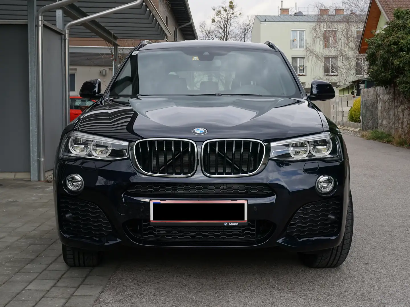 BMW X3 F25  xDrive 20d M Paket* Navi LED*19 Zoll Schwarz - 1