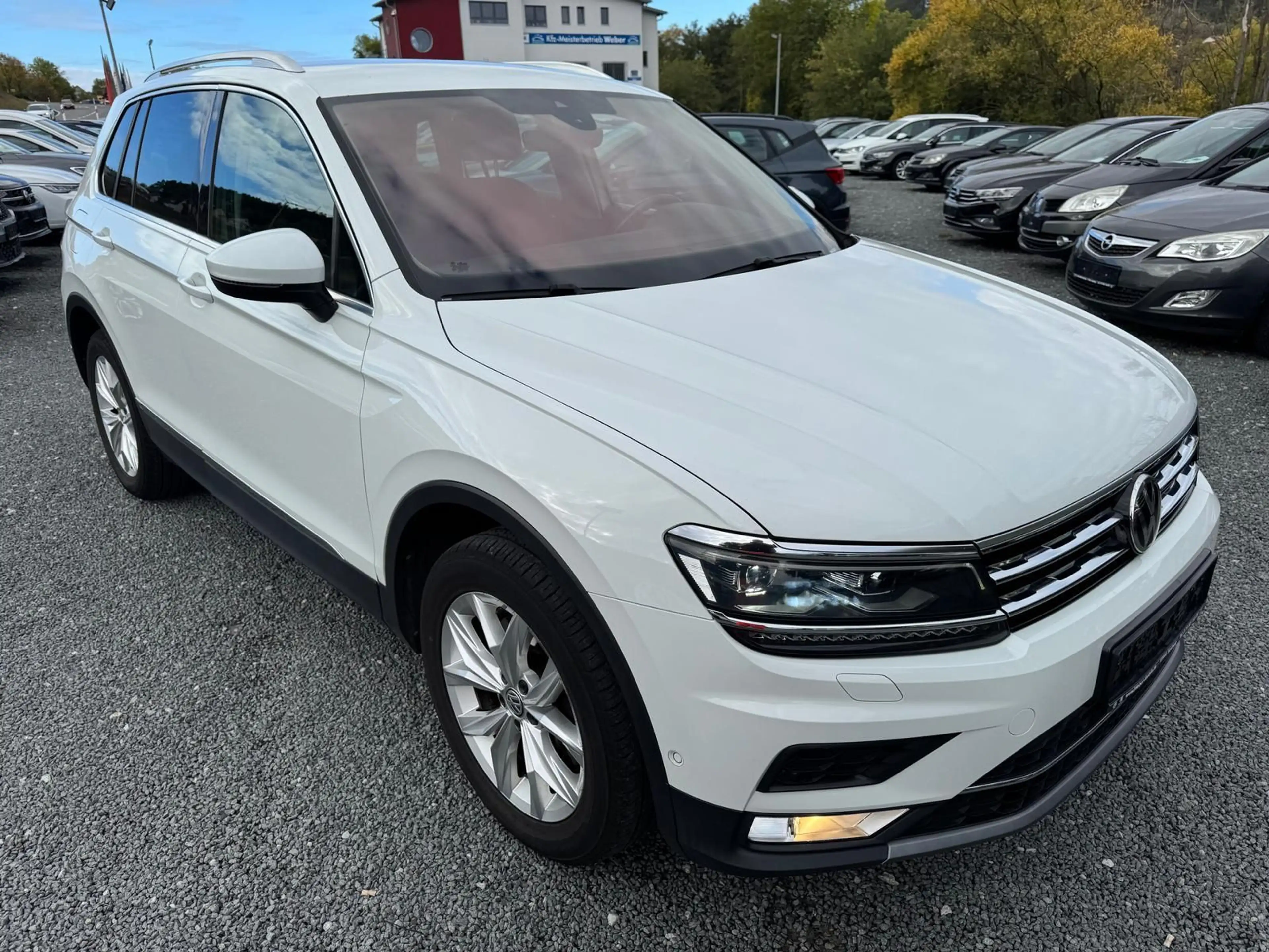 Volkswagen Tiguan 2.0 TSI *DSG*AHK*HIGHLINE*4-MOTION*PDC+KA