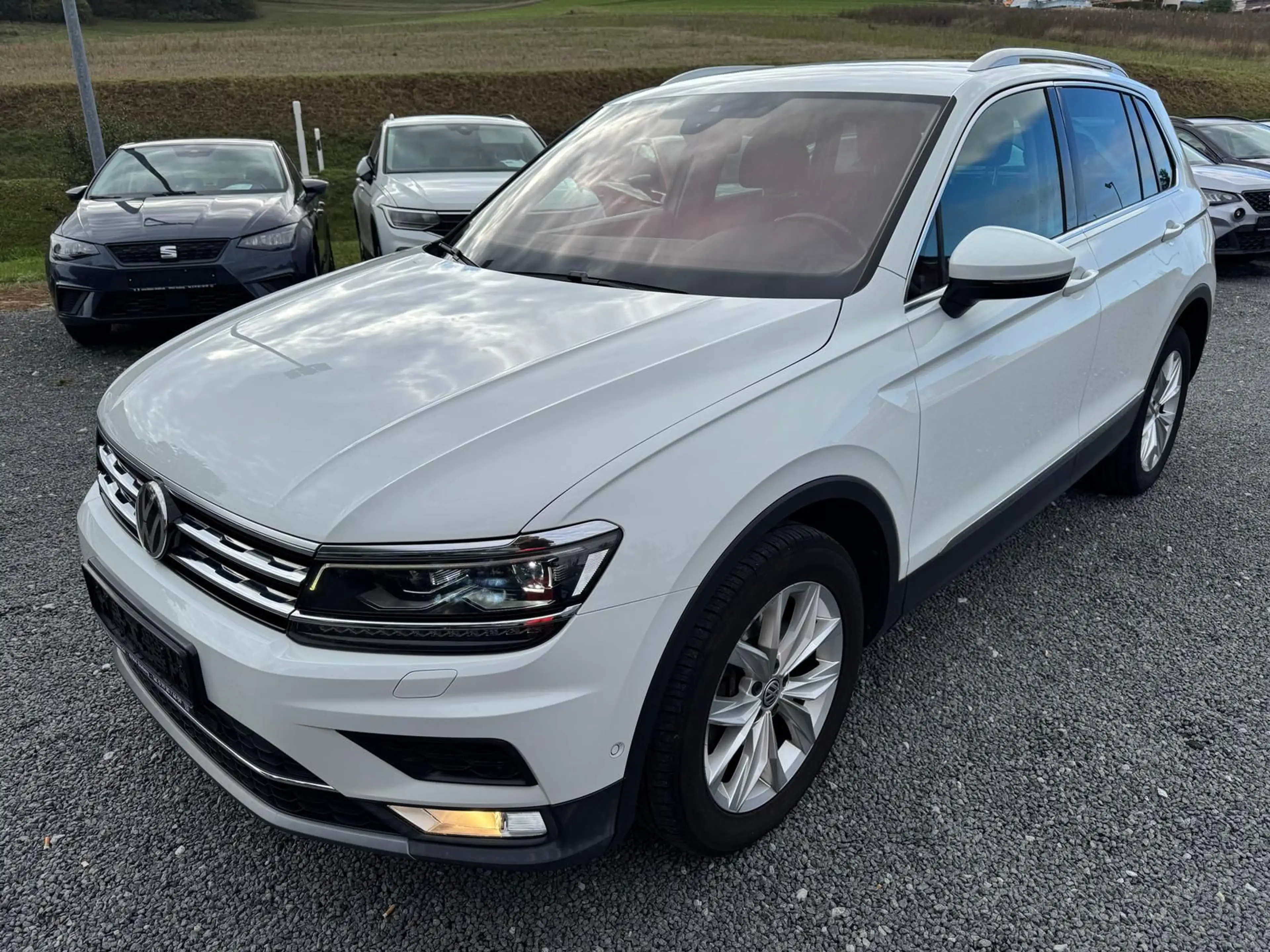 Volkswagen Tiguan 2.0 TSI *DSG*AHK*HIGHLINE*4-MOTION*PDC+KA — photo 3