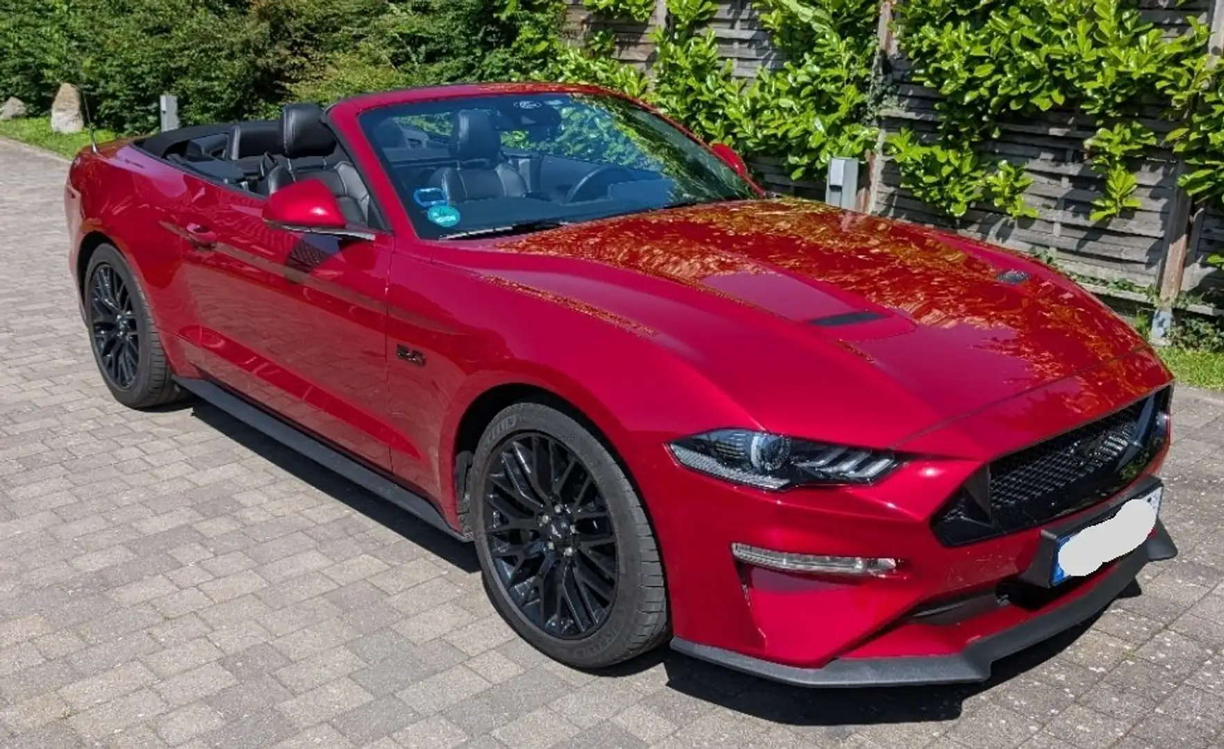 Ford Mustang GT Cabrio, deutsche Ausf. Premium II, 7J. Garantie Rot - 1