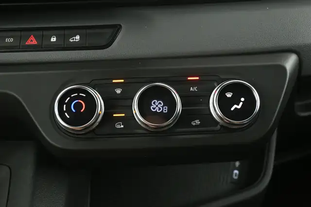 Renault Master view 19
