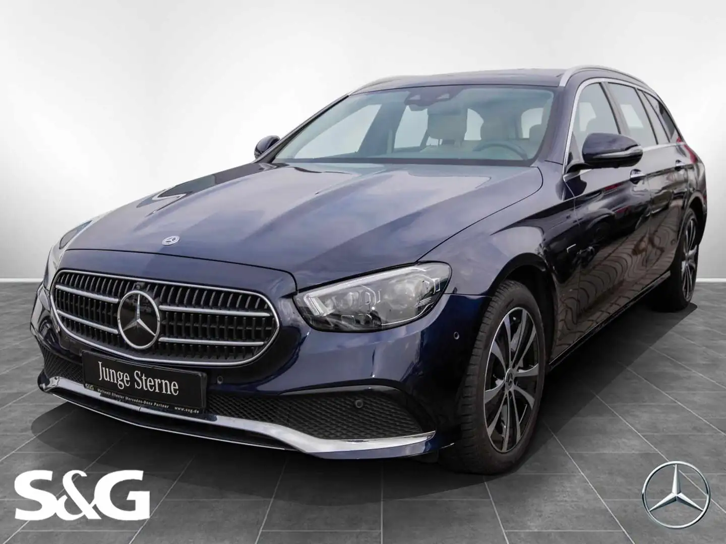 Mercedes-Benz E 300 de 4M T Avantgarde AHK+LED+Pano+Distro+ Blau - 1