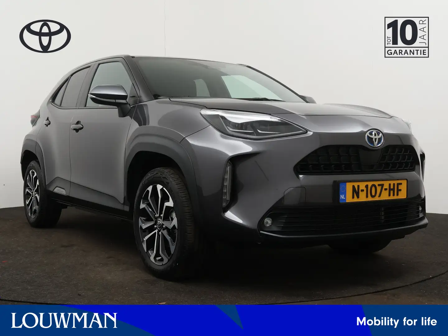 Toyota Yaris Cross 1.5 Hybrid First Edition | Trekhaak | Navigatie | Grau - 1