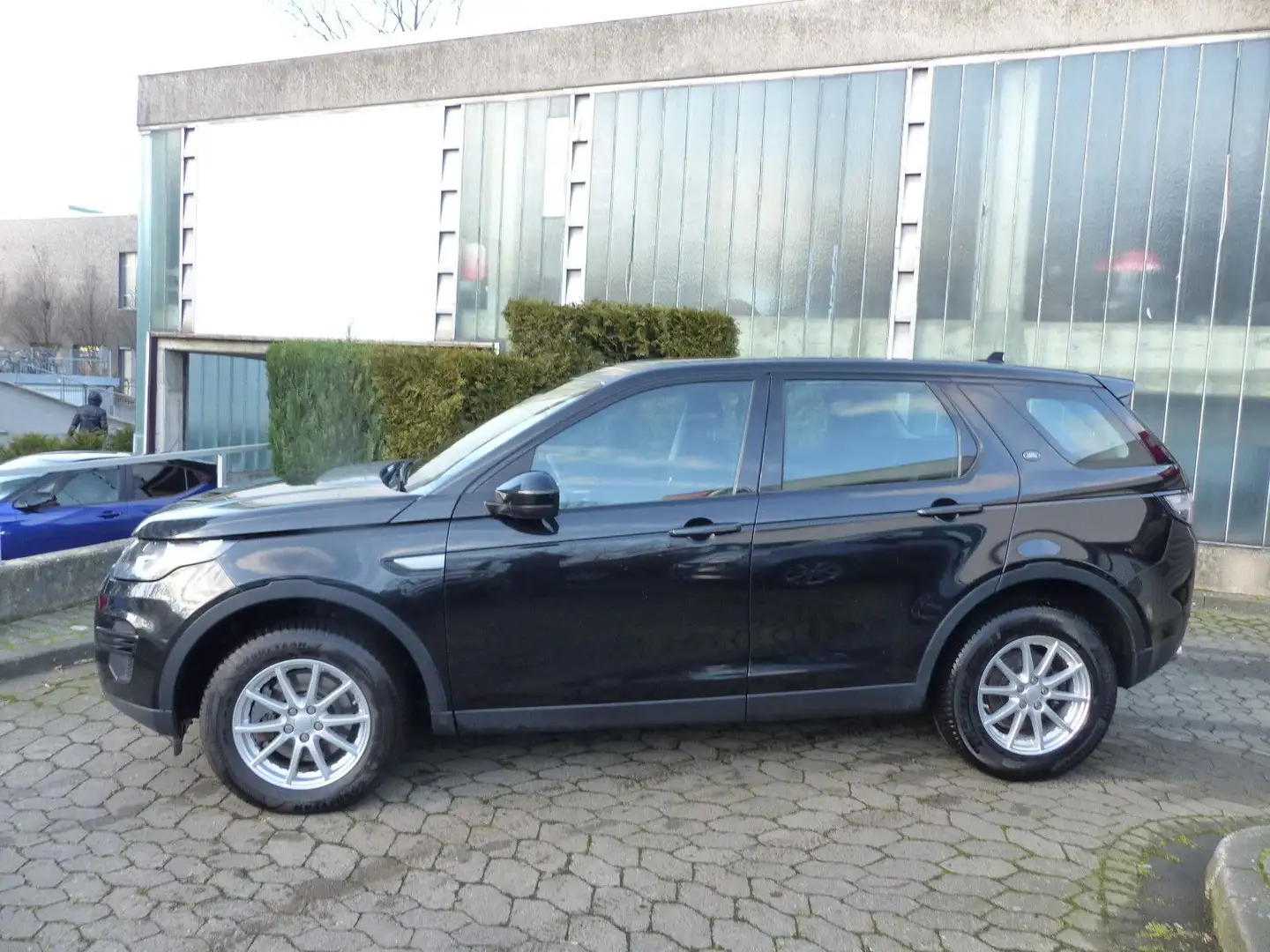 Land Rover Discovery Sport Pure Klima/PDC/Sitzheiz/Bluetoot Schwarz - 2