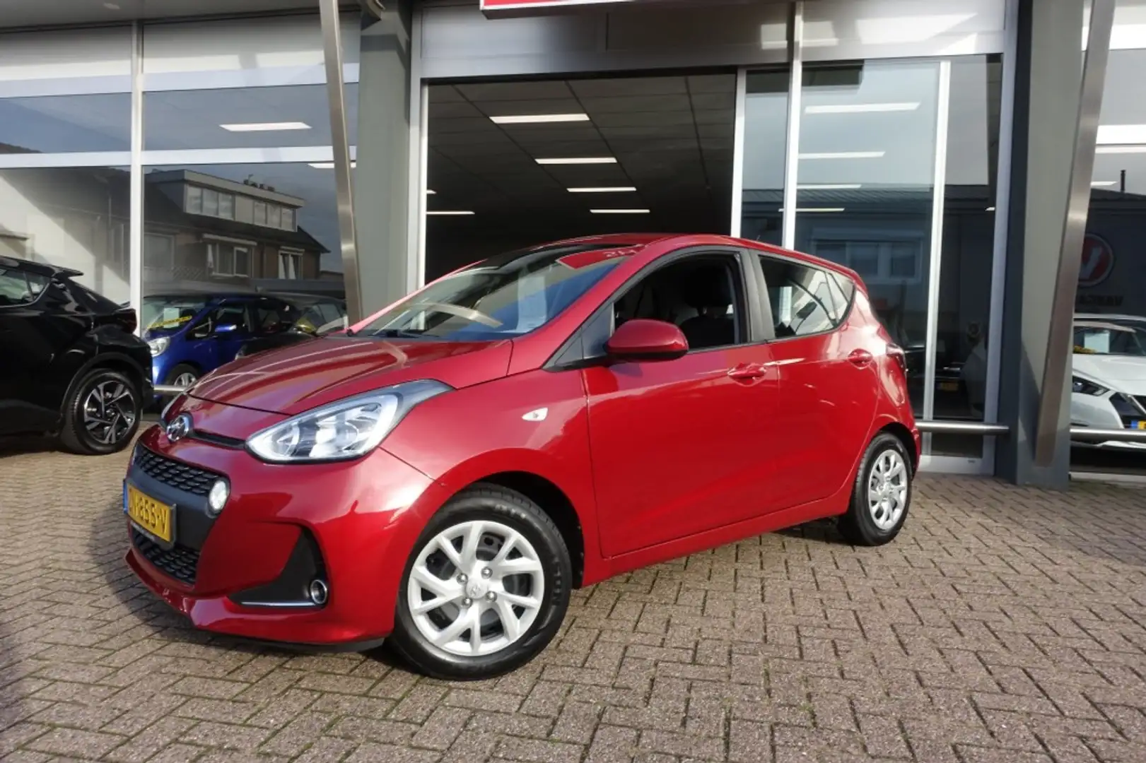 Hyundai i10 1.0I COMFORT 100%nl (All-in prijs) Rouge - 2