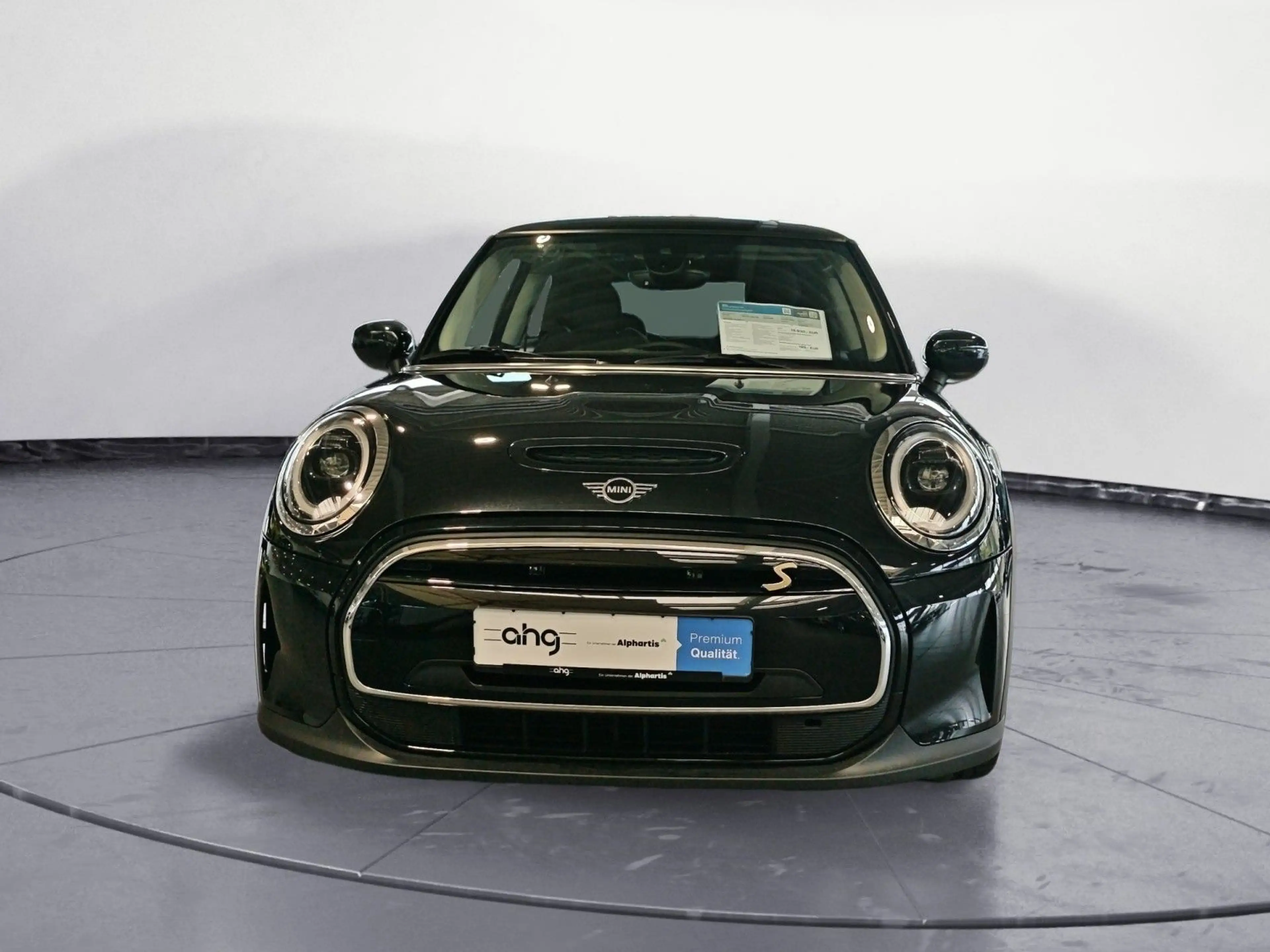 MINI Cooper E Cooper SE Classic Trim LED Navi — photo 9