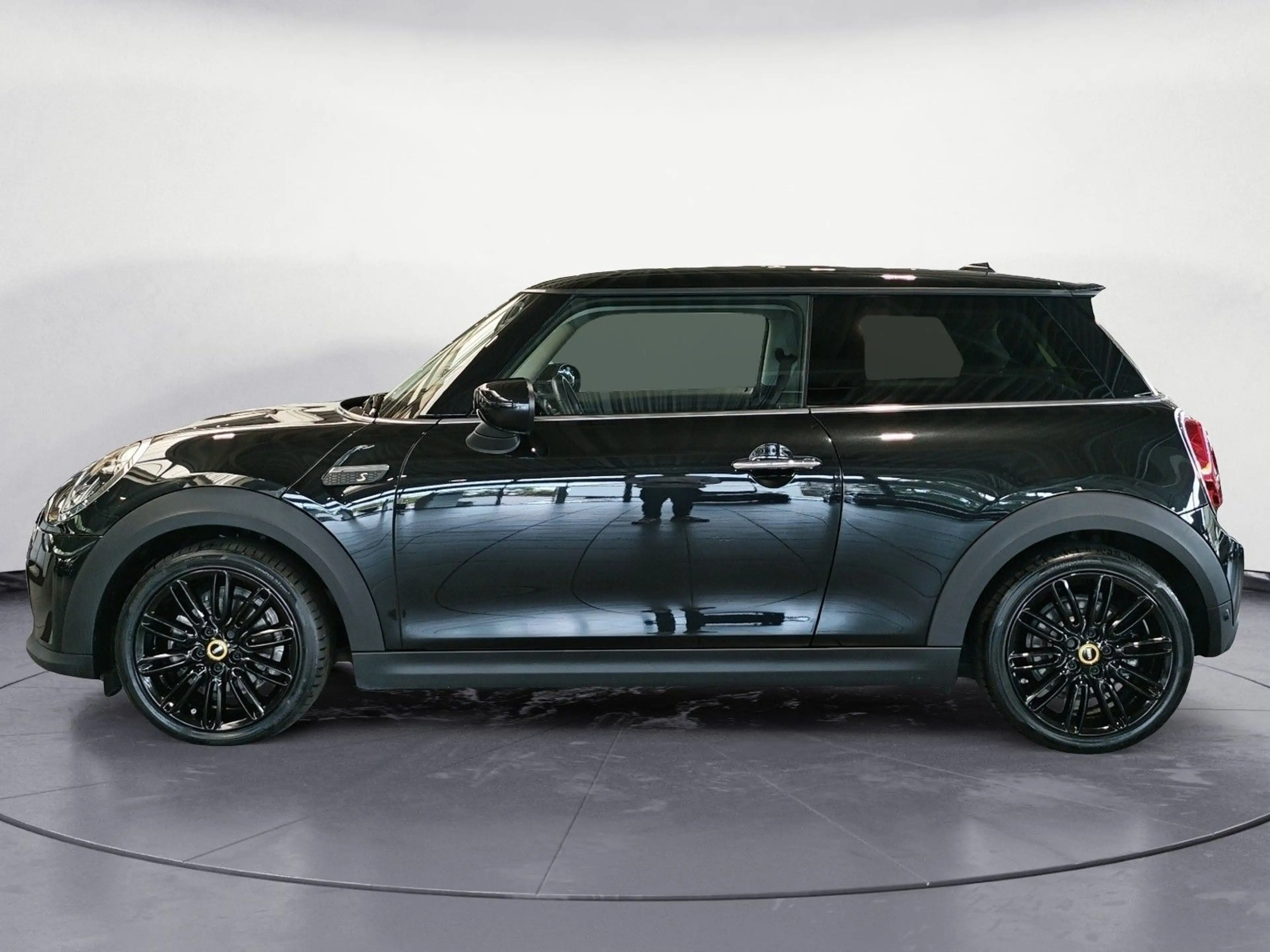 MINI Cooper E Cooper SE Classic Trim LED Navi — photo 4